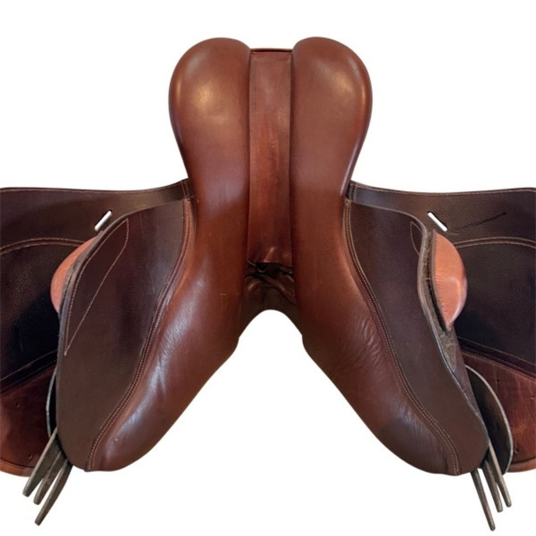 Ovation Close Contact English Saddle – Leather Seat with Tree