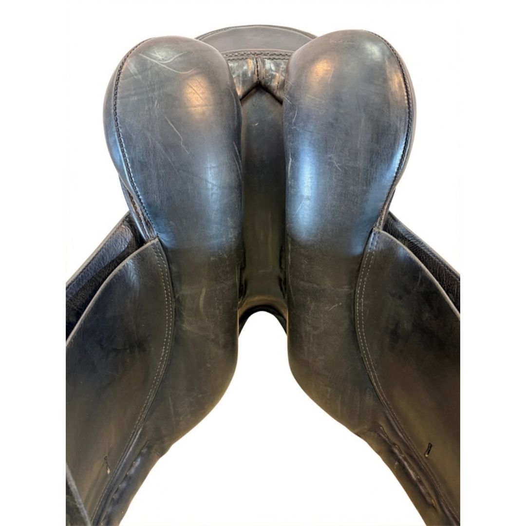 Premium Genuine Leather Dressage Saddle – English Saddle with Narrow Tree
