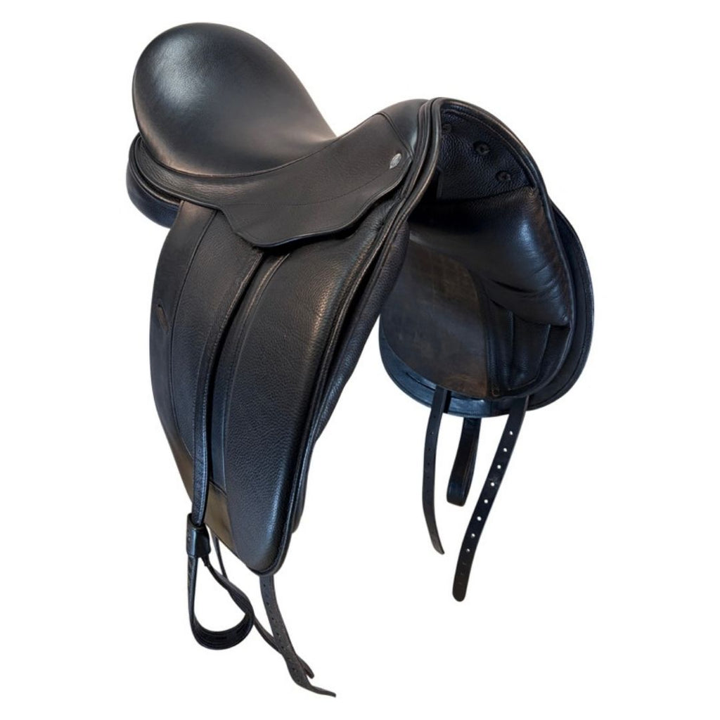 Genuine Leather Dressage Saddle – Medium Wood Tree & English Billet System