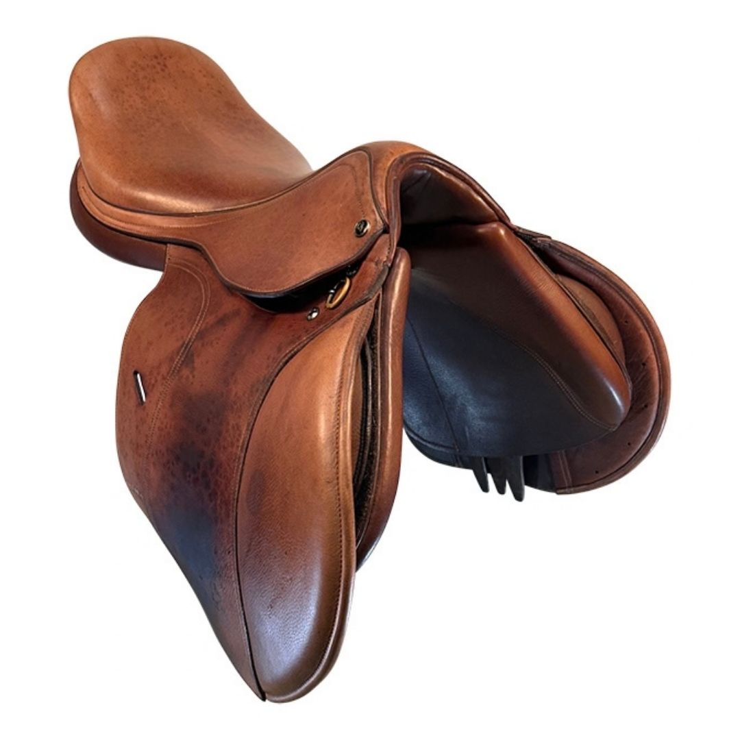 Ovation Close Contact English Saddle – Leather Seat with Tree