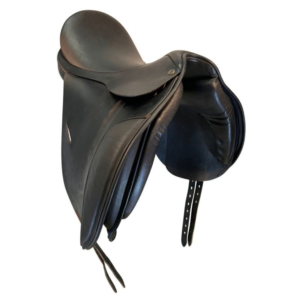 Genuine Leather Dressage Saddle – Traditional English Design with Brass Hardware