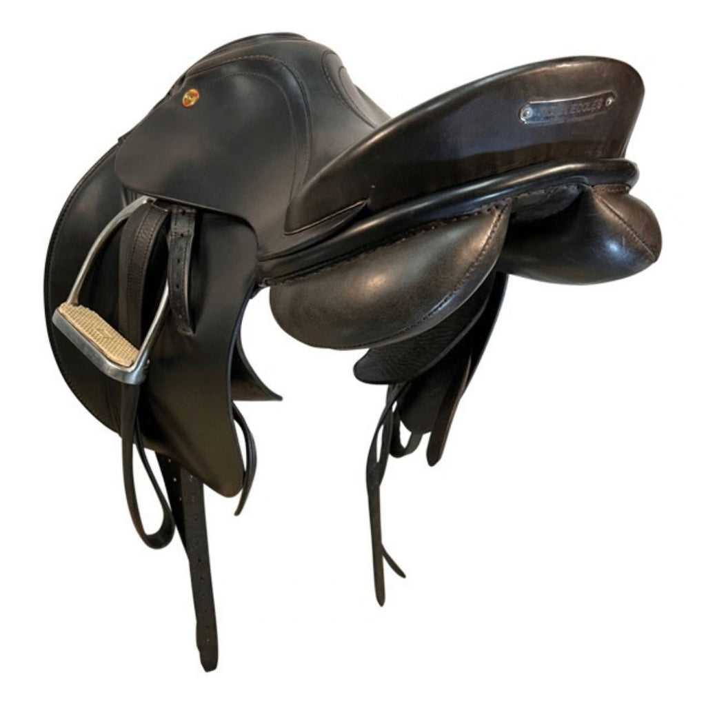 Premium Leather Dressage Horse Saddle – Classic English Design with Stainless Steel Hardware