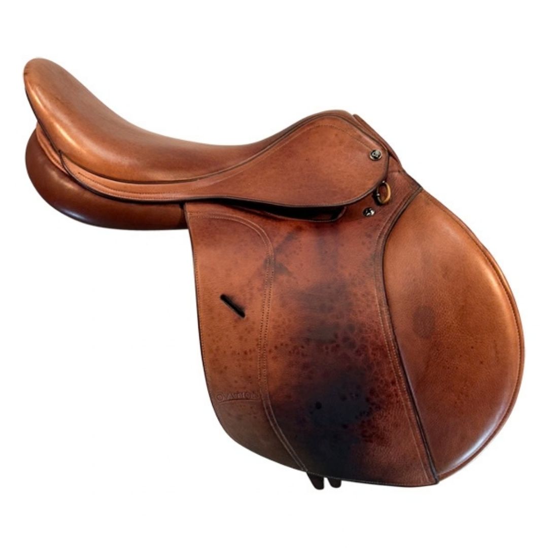 Ovation Close Contact English Saddle – Leather Seat with Tree