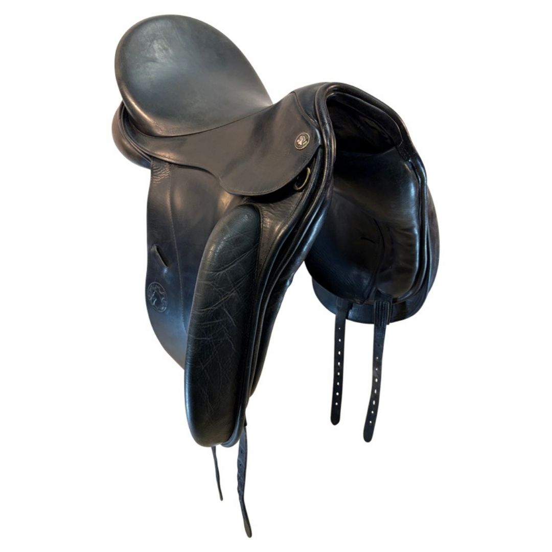 Premium Genuine Leather Dressage Saddle – English Saddle with Narrow Tree